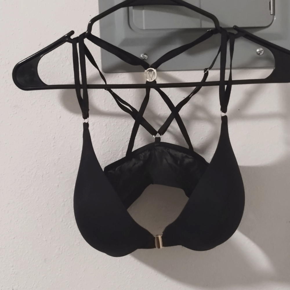 Victoria Secret Black Front Clasp Bra